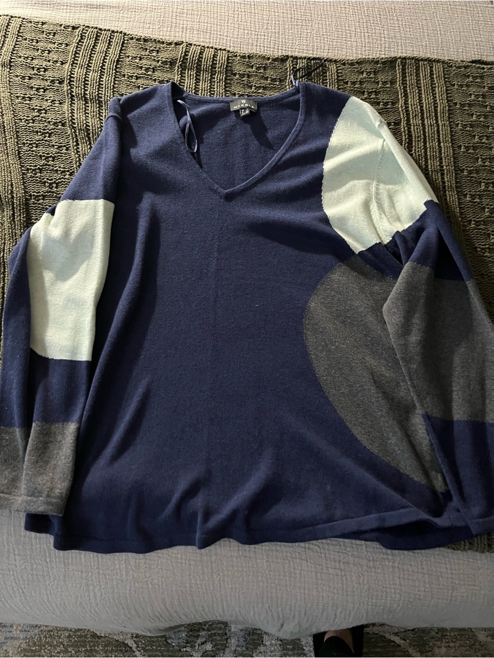 MARBLE Navy Blue V-Neck Colorblock Long Sleeve Top